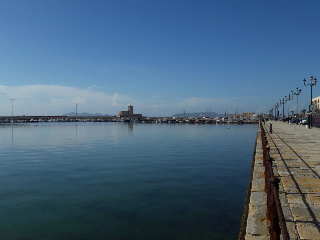 Appartamento Raggio Di Sole 特拉帕尼 外观 照片